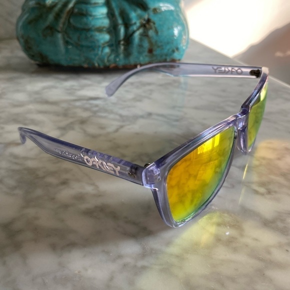 Oakley Frogskin Sunglasses Gen 1 Made in Japan Crystal Clear Orange Iridium Lens - Picture 6 of 16